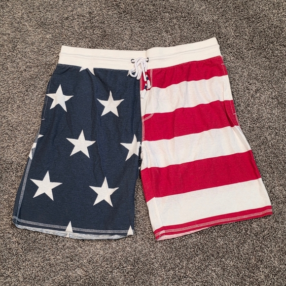 Top Drawer Patriotic Shorts Size Large - Picture 1 of 4